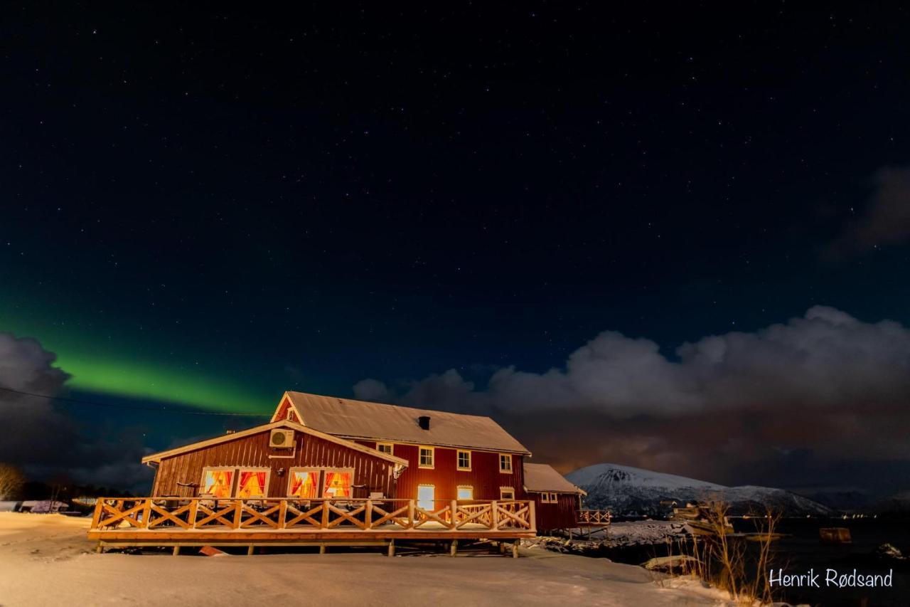 Toftenes Sjohuscamping Alsvåg Εξωτερικό φωτογραφία